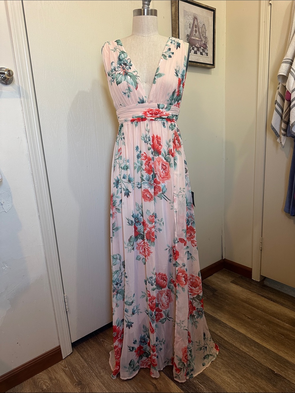 Lulu's Pink Floral V-Neck Maxi Dress with Red & Green Blooms